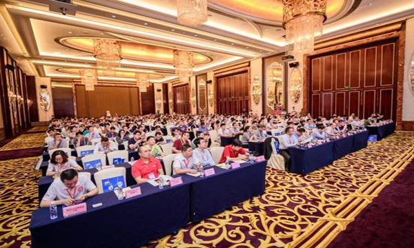 抢滩5G通讯结构，，，贝斯特特种功效质料迈入“新常态”